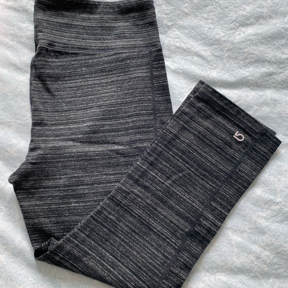 GapFit Grey Capri Leggings